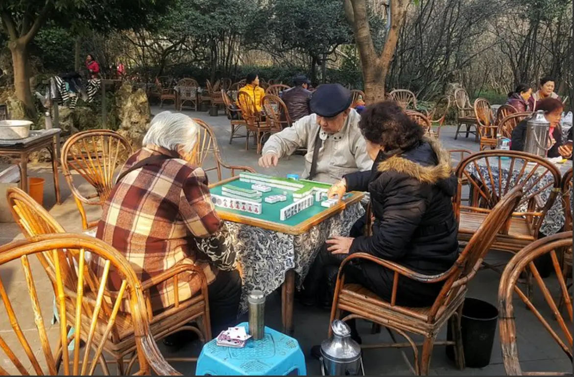 Mahjong in een Chinees park